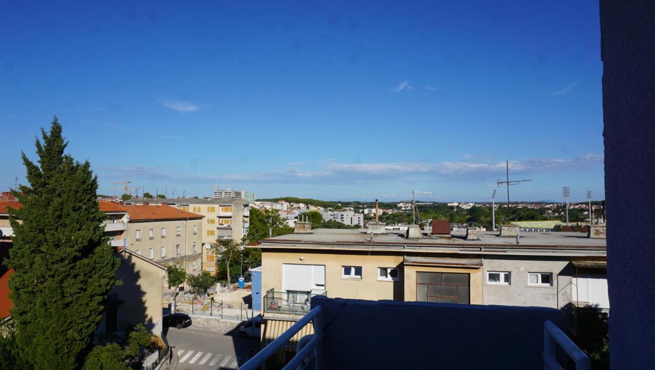 Apartman Luka Pula Exterior photo