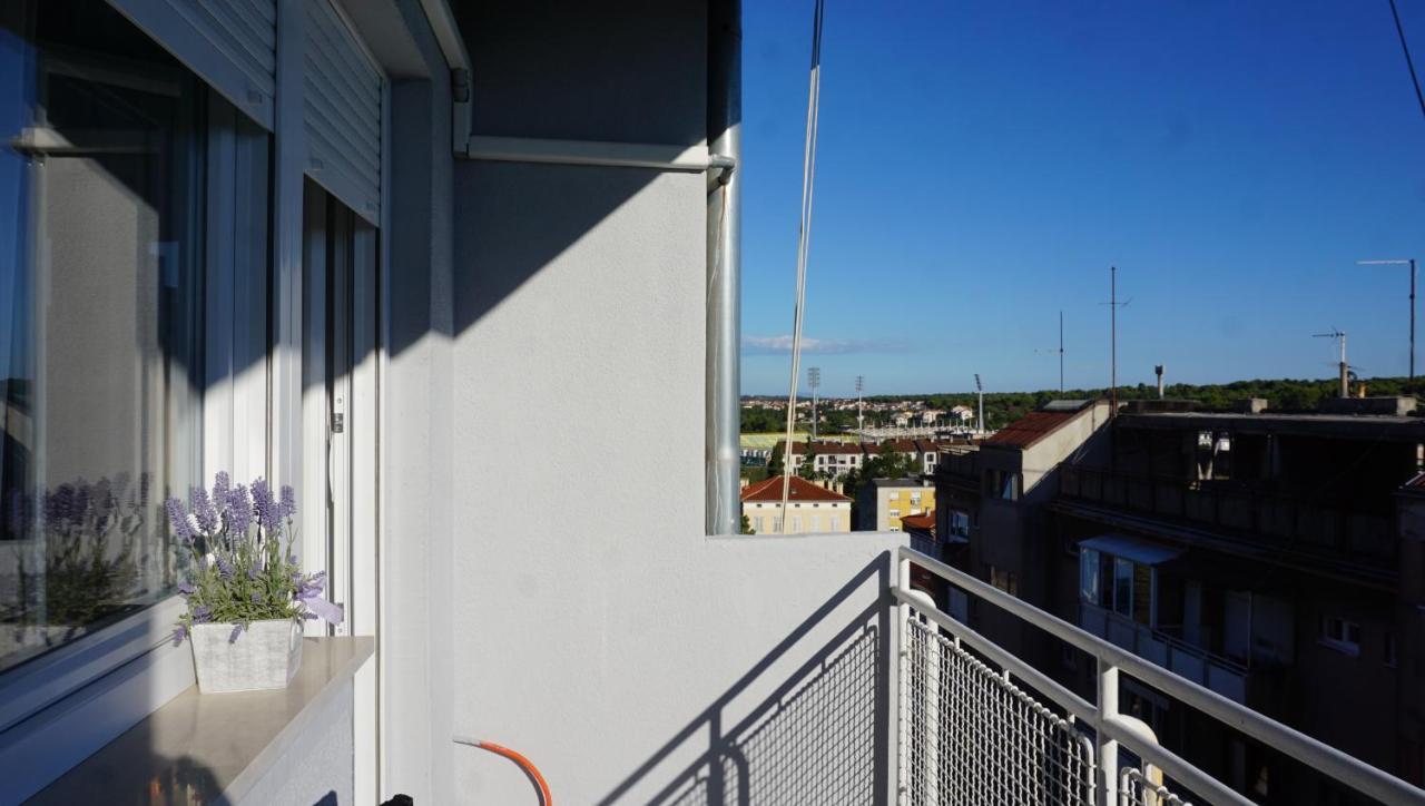 Apartman Luka Pula Exterior photo